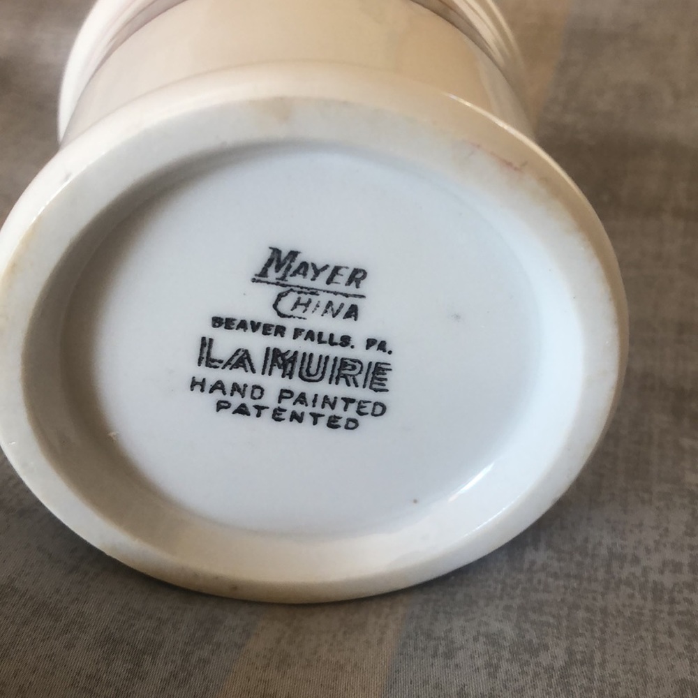 Vintage Mayer China, Beaver Falls, PA La Mure Lidded Sugar Bowl - Picture 3 of 3